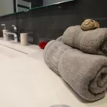 Hisa Dobrega Pocutja Apartma Kozina