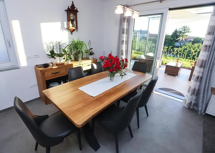 Hisa Dobrega Pocutja アパート *